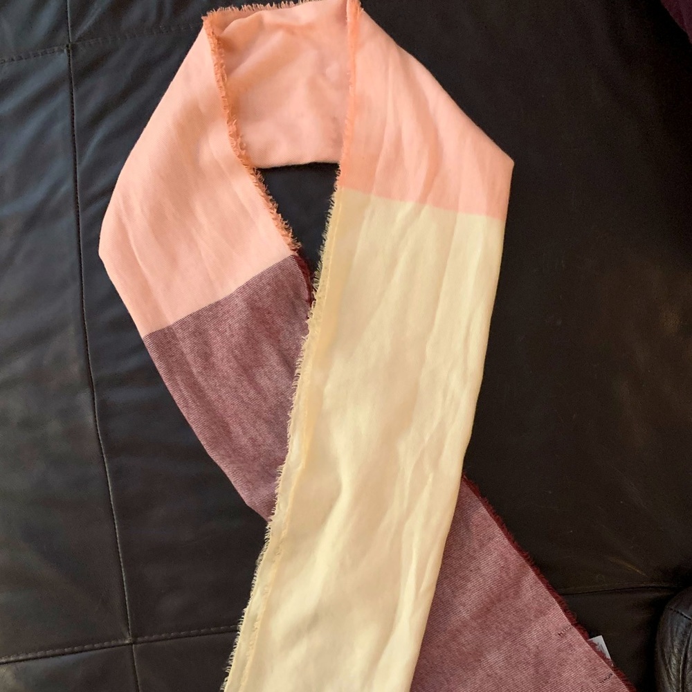 Bebe tricolored scarf